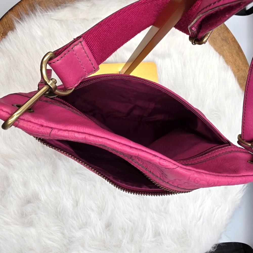 Fossil Pink Floral Embossed Crossbody Bag - Picture 4 of 8